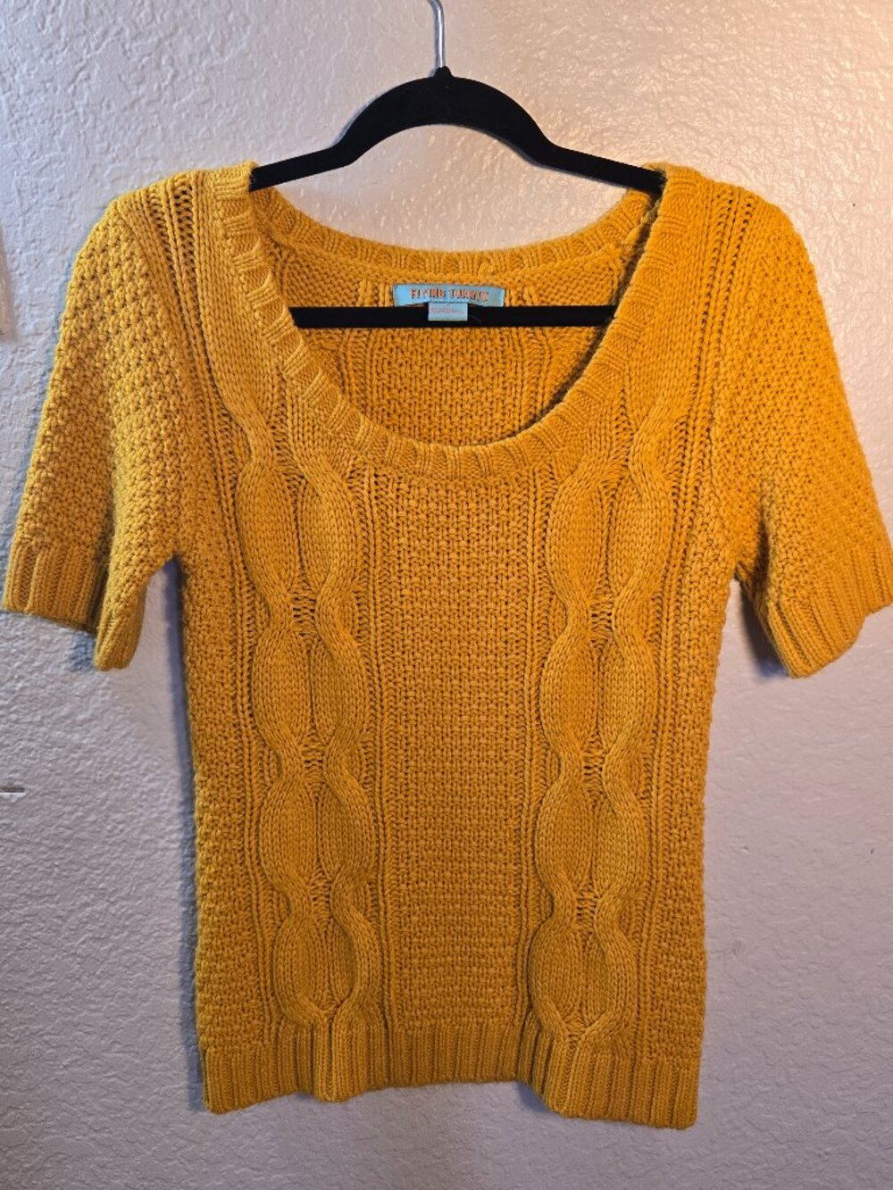 Flying Tomato Mustard Yellow Cable Knit Short Sleeve Sweater Size M